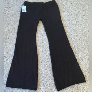 Forever 21 Black Wide Leg Knit Pants. Size XL Elastic Waist Band. New with tags